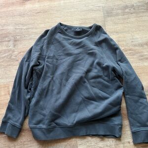 H&M gray crewneck
